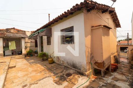 Casa à venda com 110m², 3 quartos e sem vaga Casa à venda com 110m², 3 quartos e sem vagaQuintal