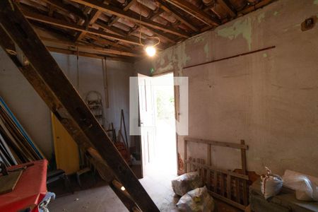 Casa à venda com 110m², 3 quartos e sem vaga Casa à venda com 110m², 3 quartos e sem vagaOficina