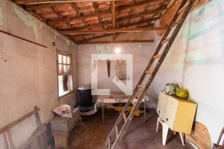 Casa à venda com 110m², 3 quartos e sem vaga Casa à venda com 110m², 3 quartos e sem vagaOficina