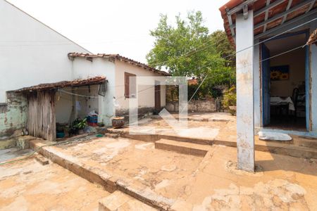 Casa à venda com 110m², 3 quartos e sem vaga Casa à venda com 110m², 3 quartos e sem vagaQuintal