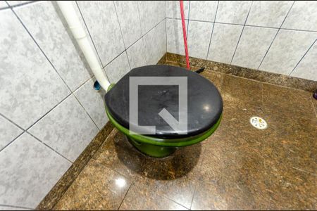 Casa à venda com 330m², 6 quartos e 3 vagasBanheiro 1 | Casa 2