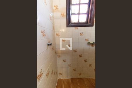 Casa à venda com 270m², 3 quartos e 3 vagasBanheiro