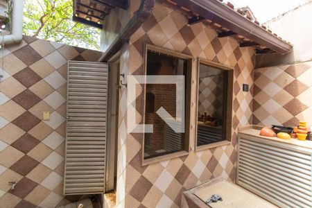 Casa à venda com 270m², 3 quartos e 3 vagasÁrea Externa - Depósito