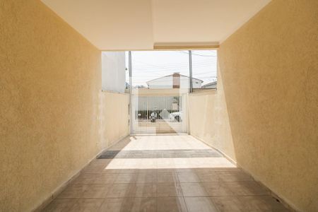 Casa à venda com 145m², 3 quartos e 2 vagas Casa à venda com 145m², 3 quartos e 2 vagasGaragem
