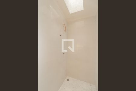 Casa à venda com 145m², 3 quartos e 2 vagas Casa à venda com 145m², 3 quartos e 2 vagasBanheiro da Suite 2