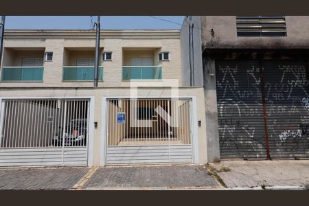 Casa à venda com 145m², 3 quartos e 2 vagasFachada