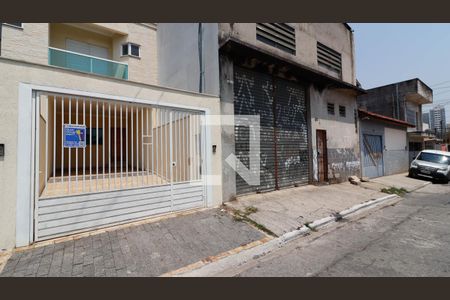 Casa à venda com 145m², 3 quartos e 2 vagasFachada e Plaquinha