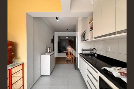 Apartamento à venda com 50m², 2 quartos e 2 vagasCozinha