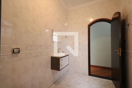Casa à venda com 348m², 3 quartos e 5 vagas Casa à venda com 348m², 3 quartos e 5 vagasBanheiro Social