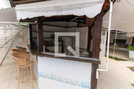 Casa à venda com 230m², 3 quartos e 2 vagas Casa à venda com 230m², 3 quartos e 2 vagasÁrea gourmet