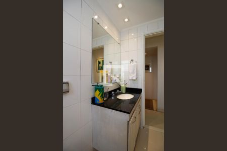 Apartamento à venda com 129m², 4 quartos e 2 vagas Apartamento à venda com 129m², 4 quartos e 2 vagasBanheiro