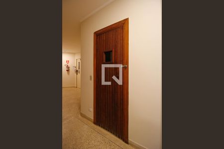 Apartamento à venda com 129m², 4 quartos e 2 vagas Apartamento à venda com 129m², 4 quartos e 2 vagasSaúna