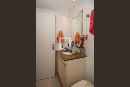 Apartamento à venda com 129m², 4 quartos e 2 vagas Apartamento à venda com 129m², 4 quartos e 2 vagasBanheiro da Suíte