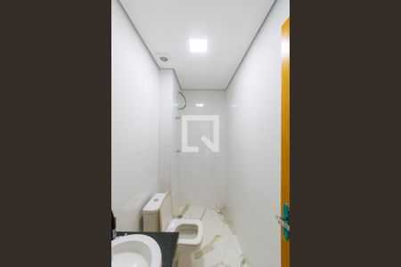 Apartamento à venda com 45m², 2 quartos e 1 vaga Apartamento à venda com 45m², 2 quartos e 1 vagaBanheiro