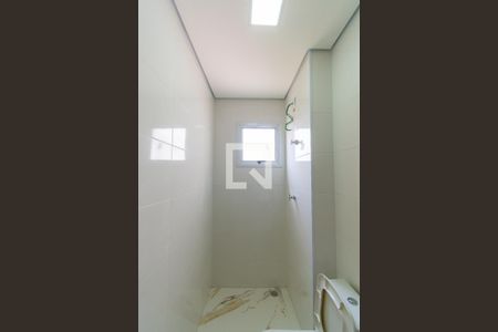 Apartamento à venda com 47m², 2 quartos e sem vaga Apartamento à venda com 47m², 2 quartos e sem vagaBanheiro