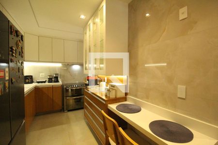 Apartamento à venda com 105m², 2 quartos e 1 vagaCozinha