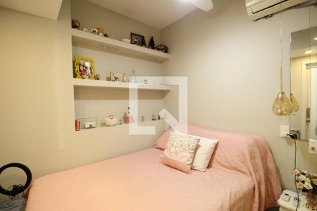 Apartamento à venda com 105m², 2 quartos e 1 vagaÁrea de serviço - Quarto