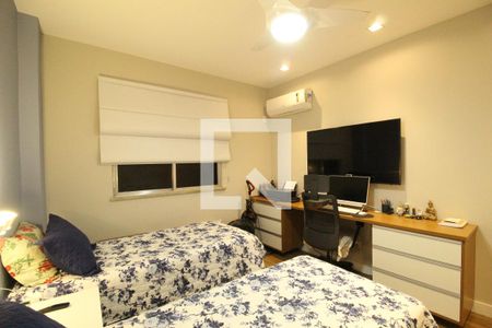 Quarto 1 de apartamento para alugar com 2 quartos, 105m² em Freguesia (jacarepaguá), Rio de Janeiro