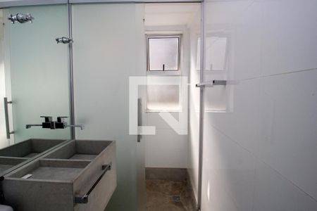 Apartamento à venda com 141m², 2 quartos e 2 vagasBanheiro