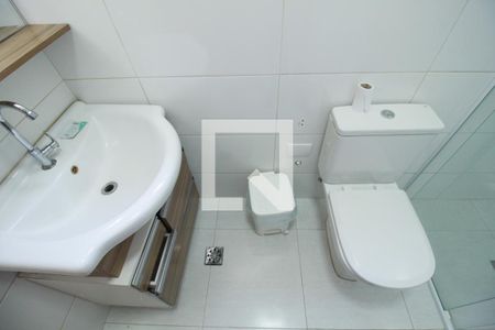 Casa à venda com 200m², 3 quartos e 2 vagasBanheiro