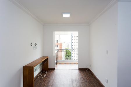 Sala de apartamento para alugar com 3 quartos, 77m² em Vila Andrade, São Paulo
