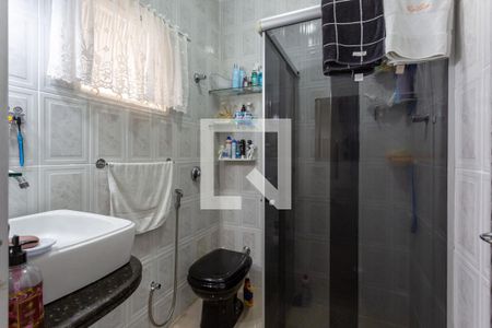 Casa à venda com 160m², 4 quartos e 5 vagas Casa à venda com 160m², 4 quartos e 5 vagasBanheiro