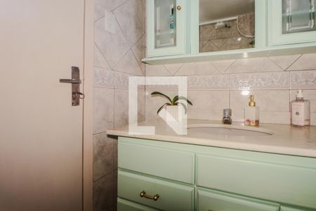 Apartamento à venda com 59m², 2 quartos e 1 vaga Apartamento à venda com 59m², 2 quartos e 1 vagaBanheiro