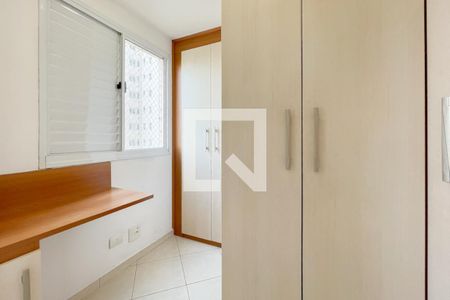Apartamento à venda com 64m², 2 quartos e 1 vaga Apartamento à venda com 64m², 2 quartos e 1 vagaCloset - Quarto 2