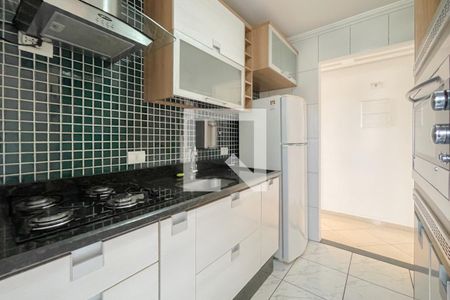 Apartamento à venda com 64m², 2 quartos e 1 vaga Apartamento à venda com 64m², 2 quartos e 1 vagaCozinha
