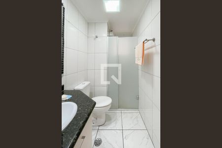 Apartamento à venda com 64m², 2 quartos e 1 vaga Apartamento à venda com 64m², 2 quartos e 1 vagaBanheiro Social