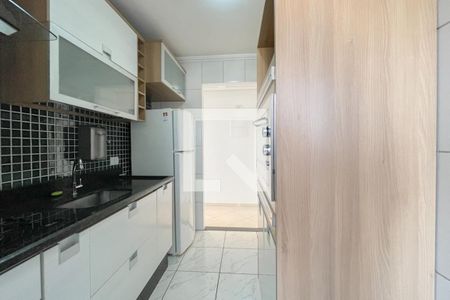 Apartamento à venda com 64m², 2 quartos e 1 vaga Apartamento à venda com 64m², 2 quartos e 1 vagaCozinha