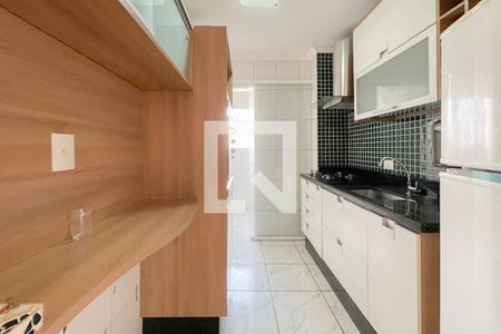 Apartamento à venda com 64m², 2 quartos e 1 vaga Apartamento à venda com 64m², 2 quartos e 1 vagaCozinha