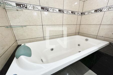 Casa à venda com 96m², 3 quartos e 1 vagaBanheiro da Suíte