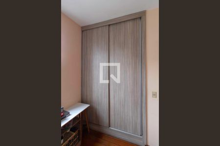 Apartamento à venda com 170m², 4 quartos e 2 vagas Apartamento à venda com 170m², 4 quartos e 2 vagasQuarto 2