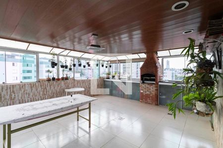 Apartamento à venda com 170m², 4 quartos e 2 vagas Apartamento à venda com 170m², 4 quartos e 2 vagasCobertura