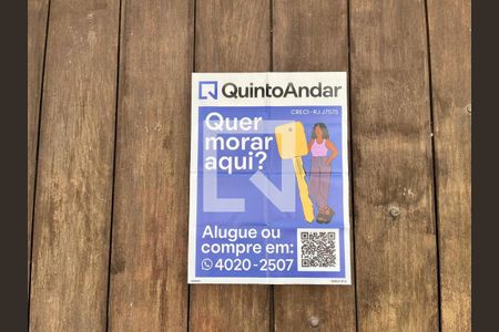 Casa à venda com 300m², 4 quartos e 2 vagas Casa à venda com 300m², 4 quartos e 2 vagasQR code OWLF-513