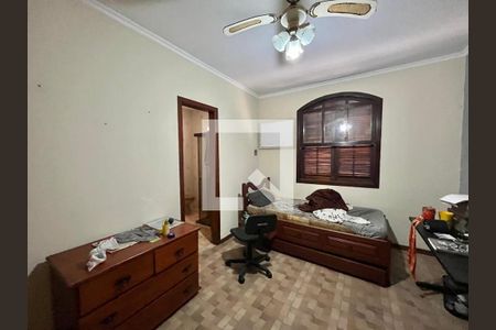 Casa à venda com 300m², 4 quartos e 2 vagas Casa à venda com 300m², 4 quartos e 2 vagasSuíte 1