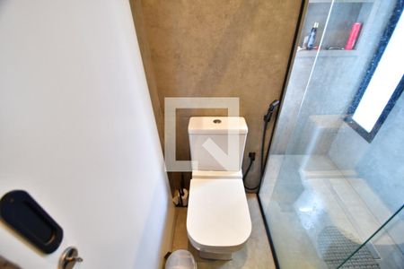 Casa de condomínio à venda com 213m², 3 quartos e 2 vagasBanheiro 1