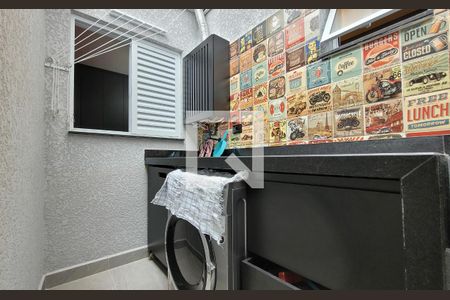 Apartamento à venda com 64m², 2 quartos e 1 vaga Apartamento à venda com 64m², 2 quartos e 1 vagaArea de serviço