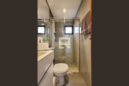 Apartamento à venda com 64m², 2 quartos e 1 vaga Apartamento à venda com 64m², 2 quartos e 1 vagaBanheiro da suíte