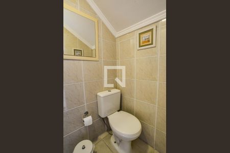 Casa à venda com 275m², 3 quartos e 3 vagas Casa à venda com 275m², 3 quartos e 3 vagasÁrea de Serviço