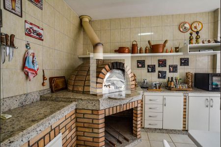 Casa à venda com 275m², 3 quartos e 3 vagas Casa à venda com 275m², 3 quartos e 3 vagasÁrea gourmet