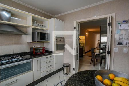 Casa à venda com 275m², 3 quartos e 3 vagas Casa à venda com 275m², 3 quartos e 3 vagasCozinha
