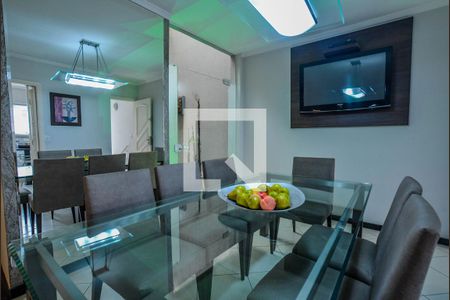 Casa à venda com 275m², 3 quartos e 3 vagas Casa à venda com 275m², 3 quartos e 3 vagasSala de Jantar