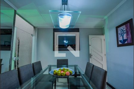 Casa à venda com 275m², 3 quartos e 3 vagas Casa à venda com 275m², 3 quartos e 3 vagasSala de Jantar