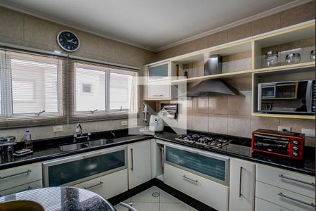 Casa à venda com 275m², 3 quartos e 3 vagas Casa à venda com 275m², 3 quartos e 3 vagasCozinha