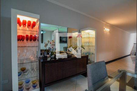 Casa à venda com 275m², 3 quartos e 3 vagas Casa à venda com 275m², 3 quartos e 3 vagasSala de Jantar