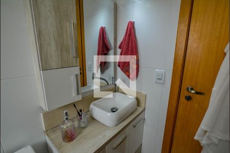 Casa à venda com 275m², 3 quartos e 3 vagas Casa à venda com 275m², 3 quartos e 3 vagasBanheiro da Suíte 3