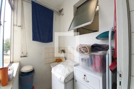 Apartamento à venda com 70m², 2 quartos e 1 vaga Apartamento à venda com 70m², 2 quartos e 1 vagaÁrea de Serviço