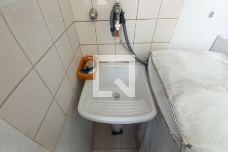 Apartamento à venda com 70m², 2 quartos e 1 vaga Apartamento à venda com 70m², 2 quartos e 1 vagaÁrea de Serviço